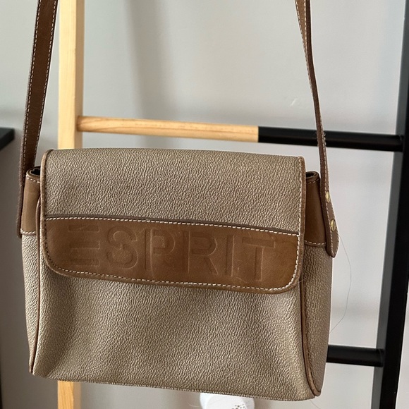 Neutral Tones Purse - Picture 2 of 2